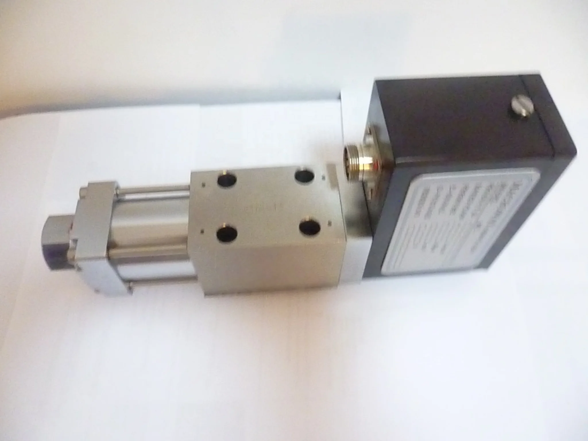 Quality Assurance D661-4938 Series Servo Valves