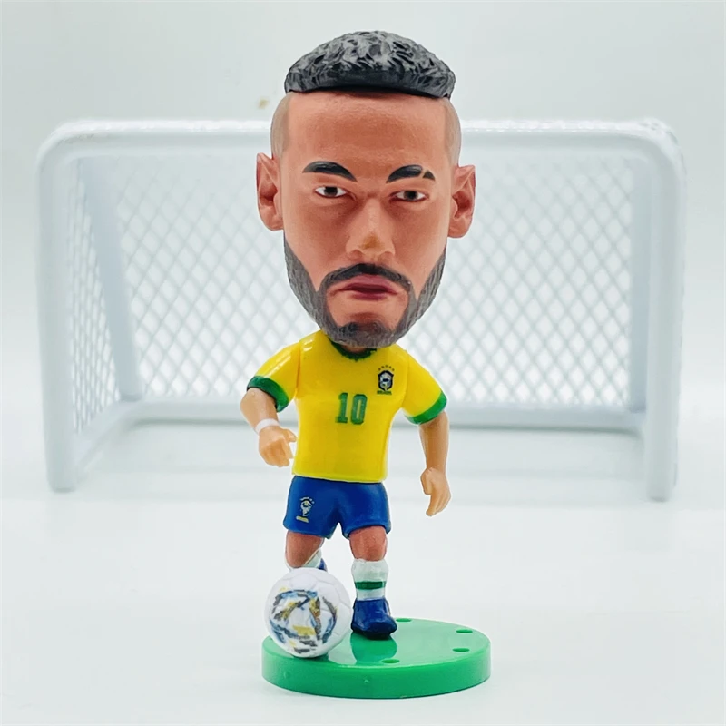 Фигурки бразильского игрока 10 # Neymar Jr. 2024 год