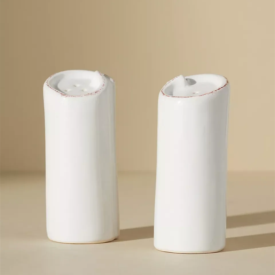 Кухонная посуда с 3 отверстиями, банка для приправ для соли и перца, белая элегантная керамическая шейкеры для соли и перца