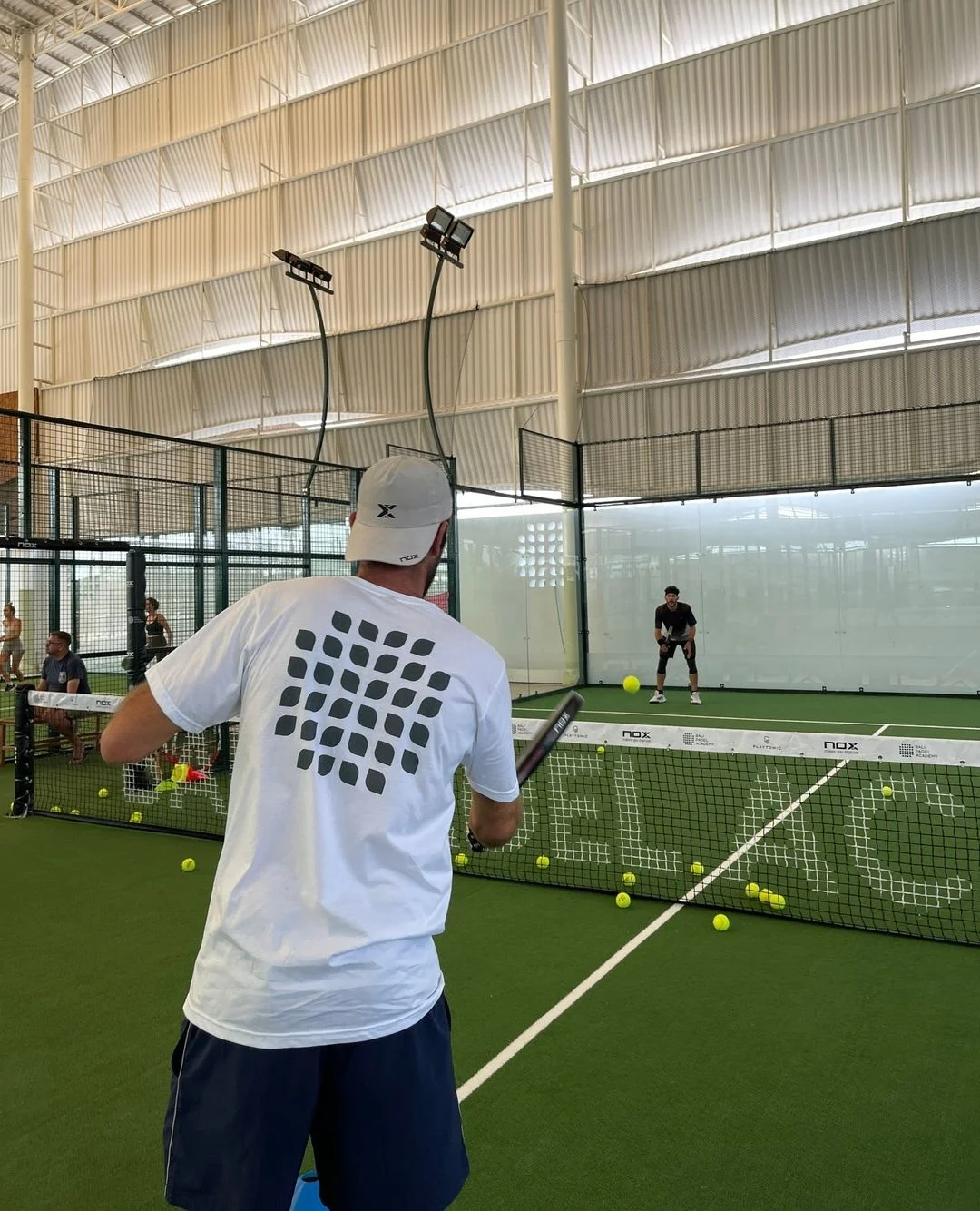 PADELWORKER customized artificial lawn and column color panoramic padle court paddle tennis