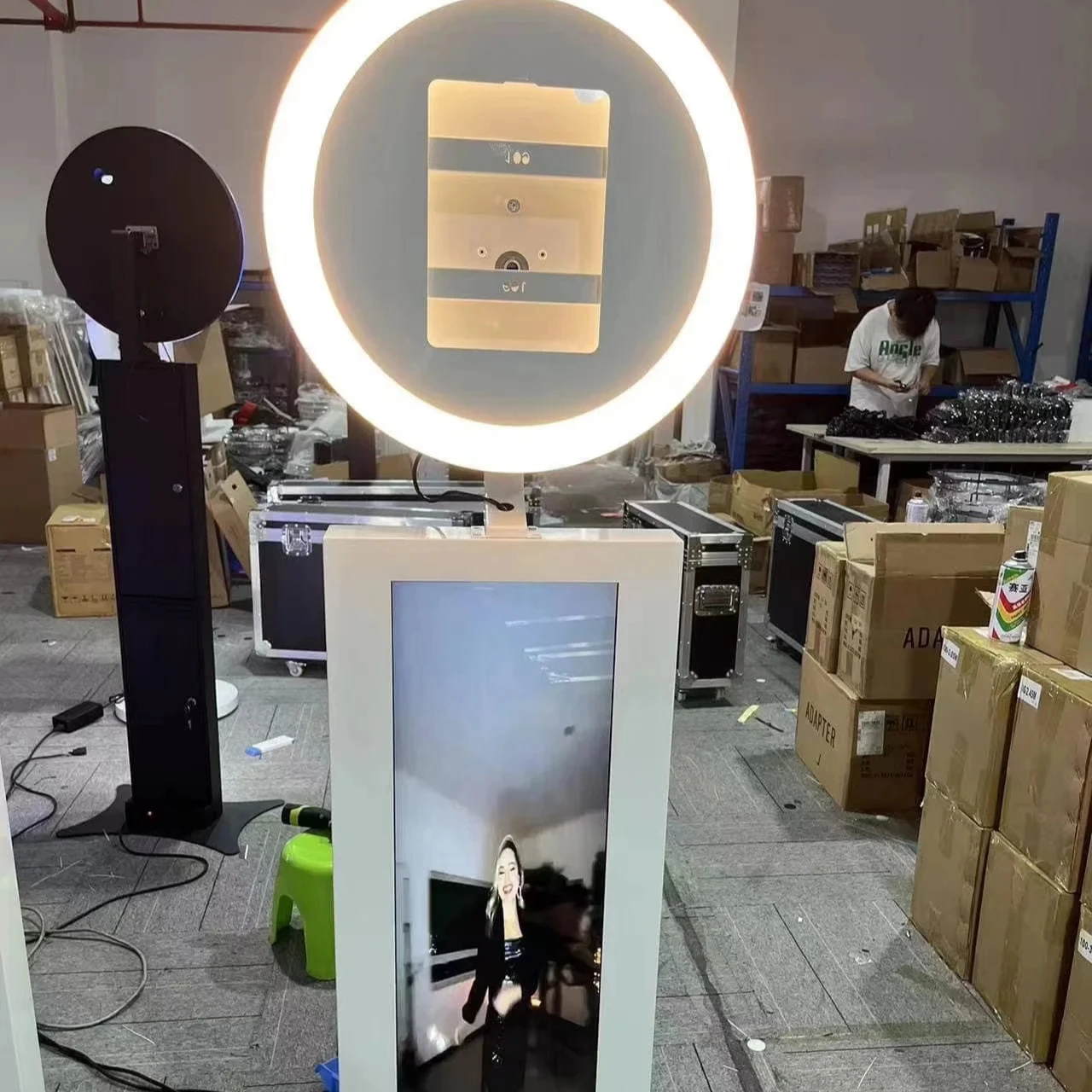 LCD display 37inch ipad booth 29 inch selfie photo booth ipad photo booth
