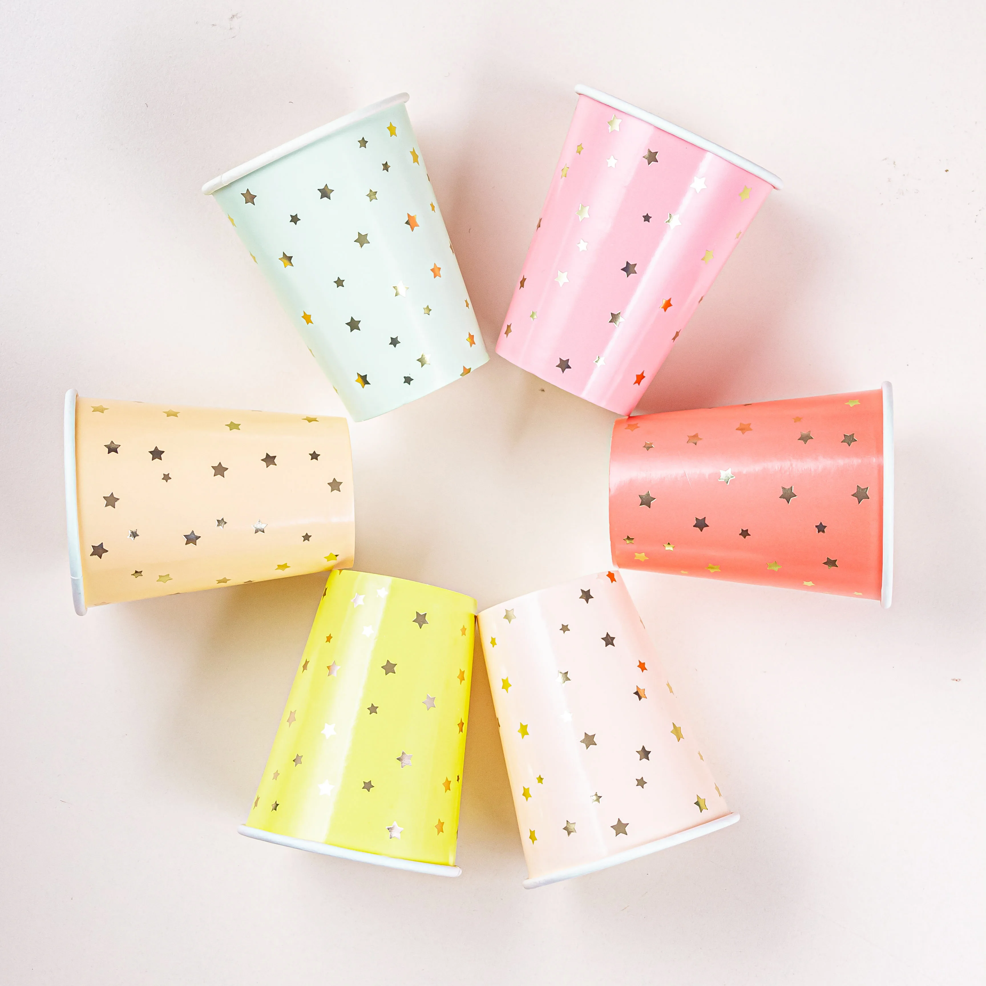 High Quality Star Theme Party Colorful Paper Plates Disposable Tableware Dinnerware Set Birthday Decorations Party Plates