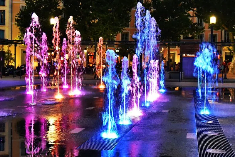 Popular Outdoor Stainless Steel Garden Musical Dancing Water Fountain with colorful led lights water feature  dry deck fountain