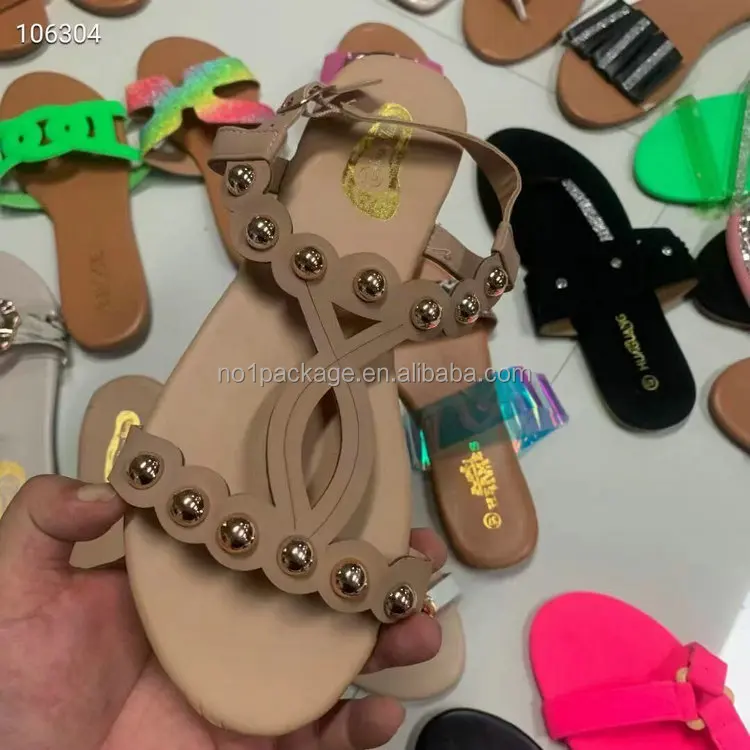 0.69 Dollar Model YH-KM001 Popular Hot China Wholesale Cheaper Price Different Slippers Shoes For Ladies