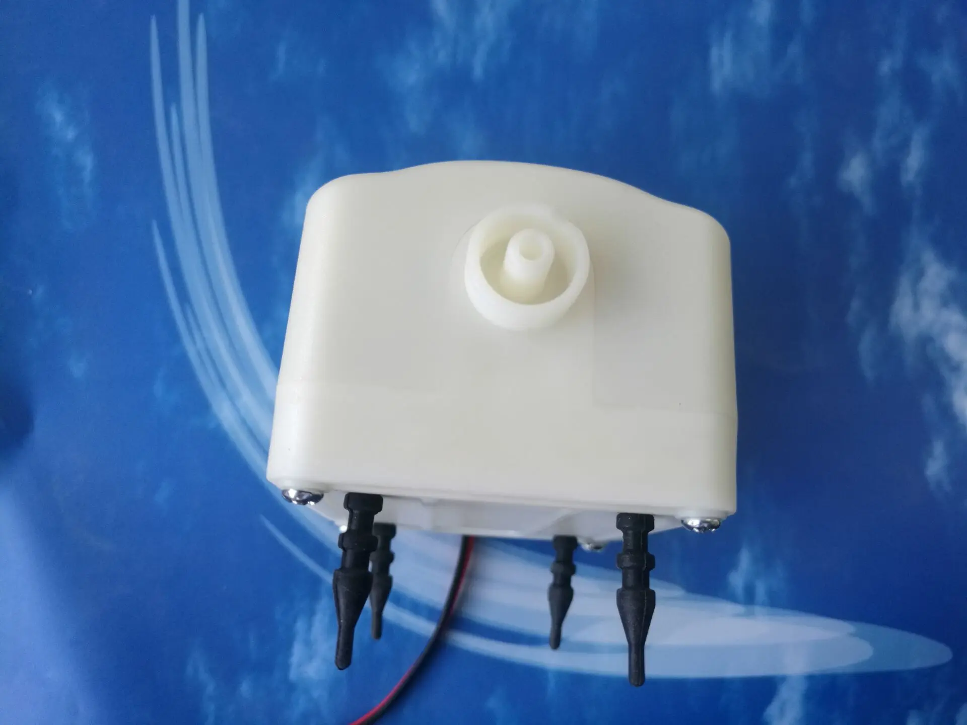 ZYA 680 mini Ozone sterilization DC12V solar powered  Air Pump