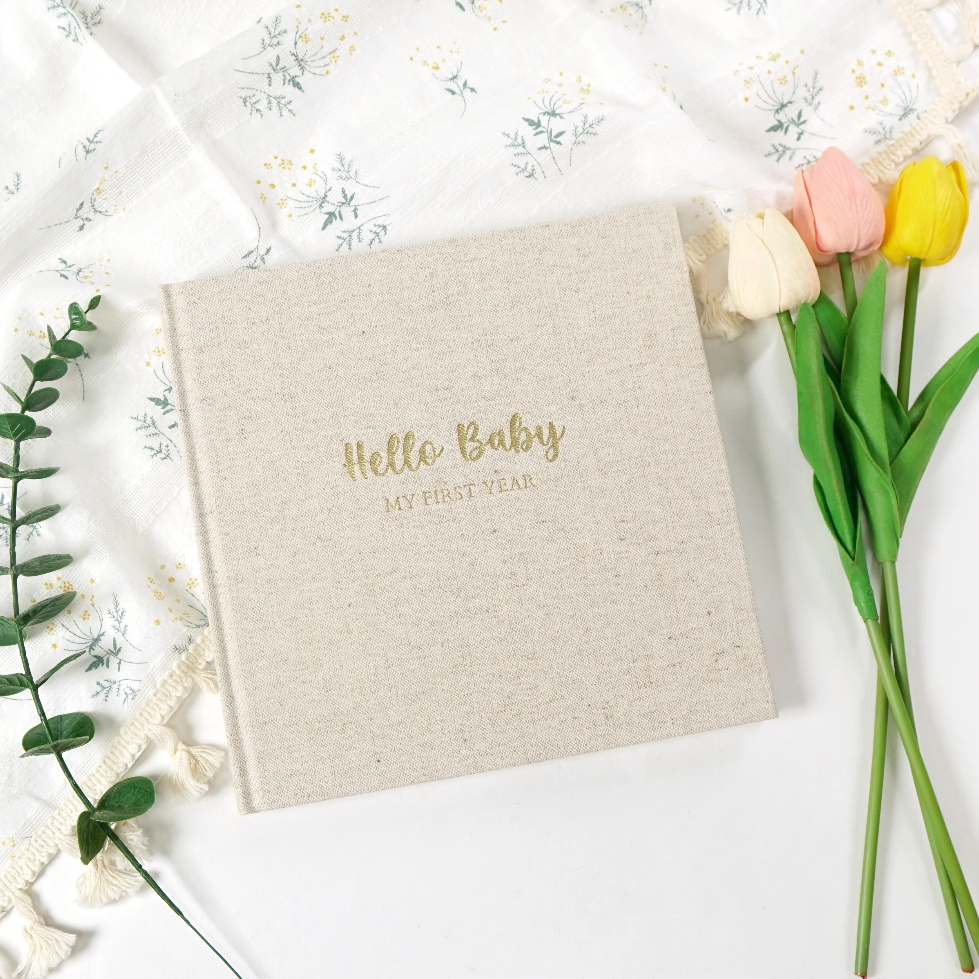 2025 Customized Manufacturer Linen Cover Best Pregnancy Journal Hardcover Fabric Book Baby My First Year Hello Baby Journal