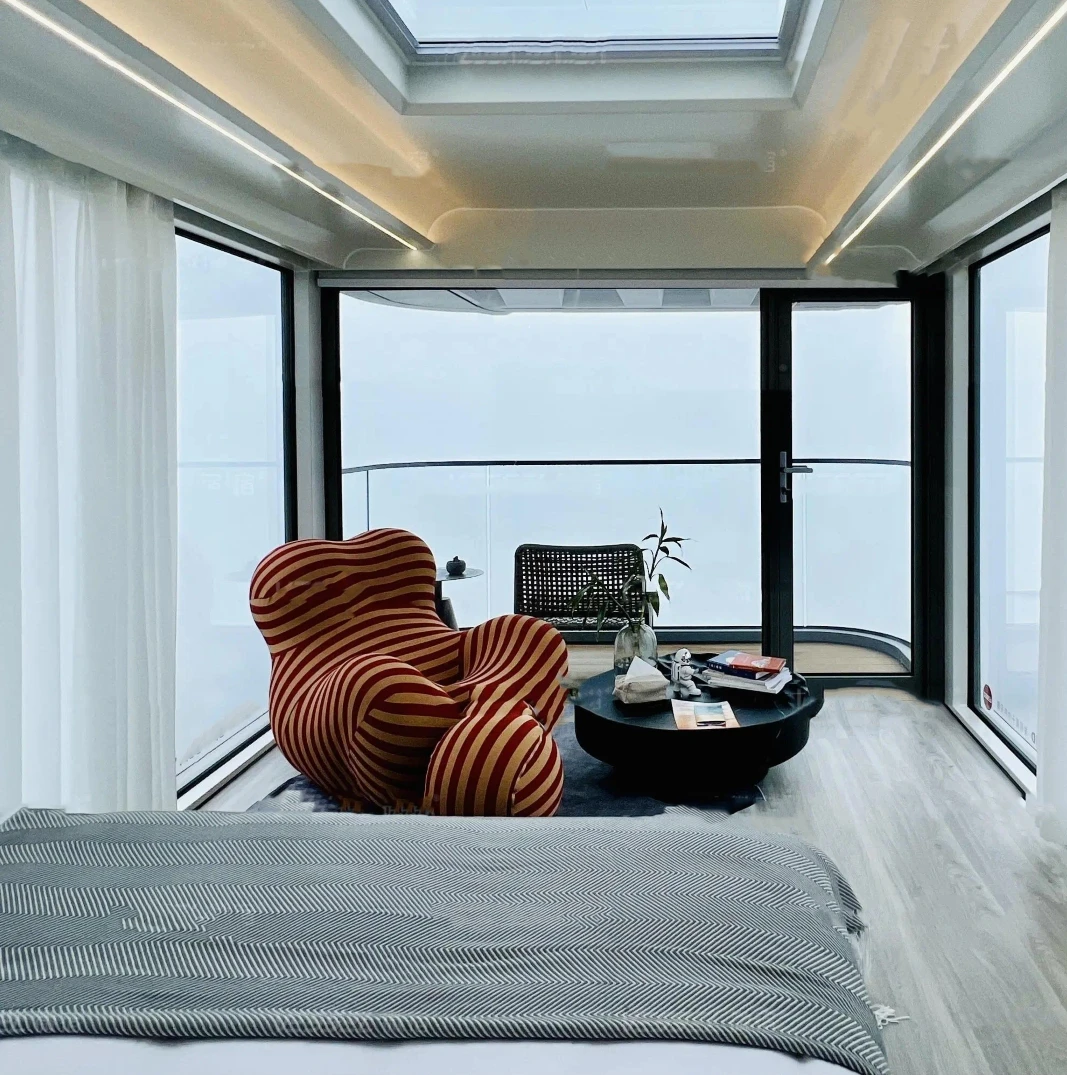 Popular Capsul Hous Tiny Capsule House Futurista Mobile Shipping For Camping