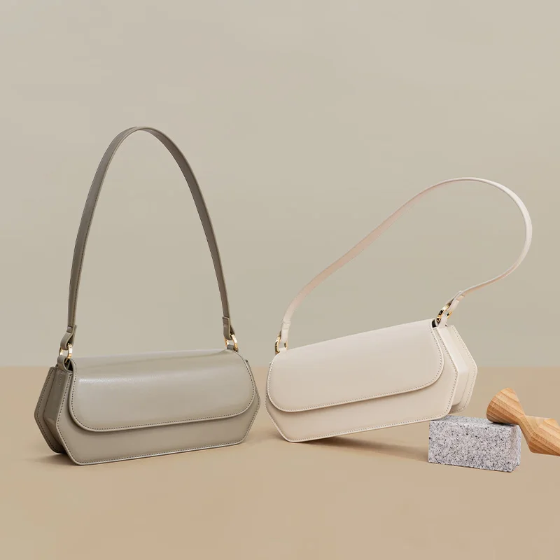 2024 new high-end Genuine Leather chain shoulder armpit bags ladies design purses for women