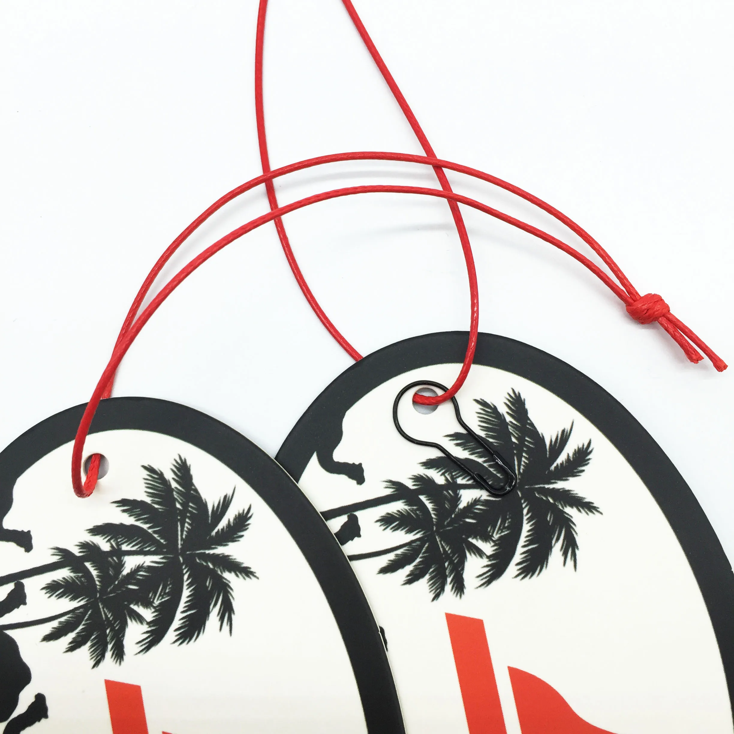 Custom 700gsm Clothing Swing Tag Brand Logo Clothes Label Hang Tag with Safe Pin for T Shirt