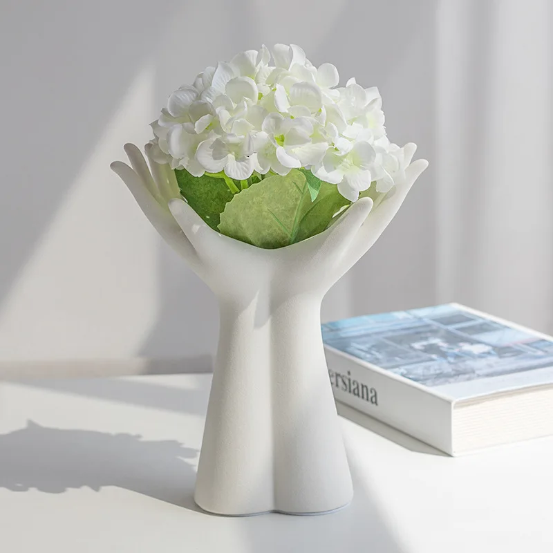 Nordic Creative Ceramic Body Art Vase, Living Room Desktop Hydroponic Flower Arrangement Vase