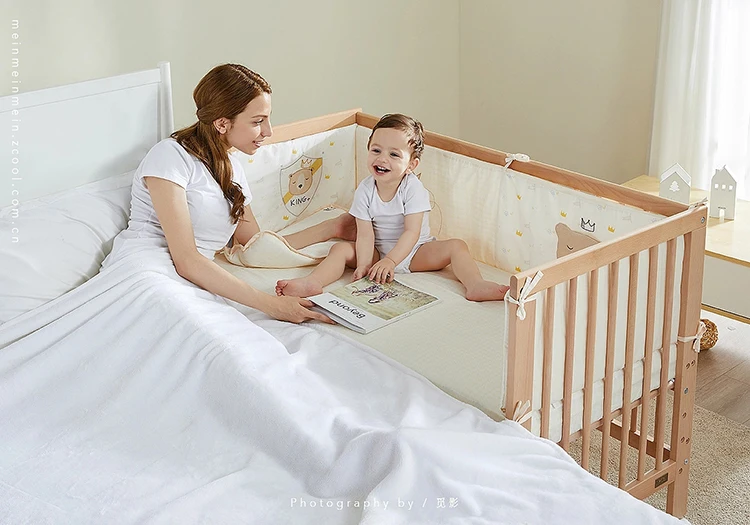 Modern Design Multifunctional Movable Side Bed for Children Babies Solid Beech Wood Crib Splicing Feature Hospital Bedroom Park