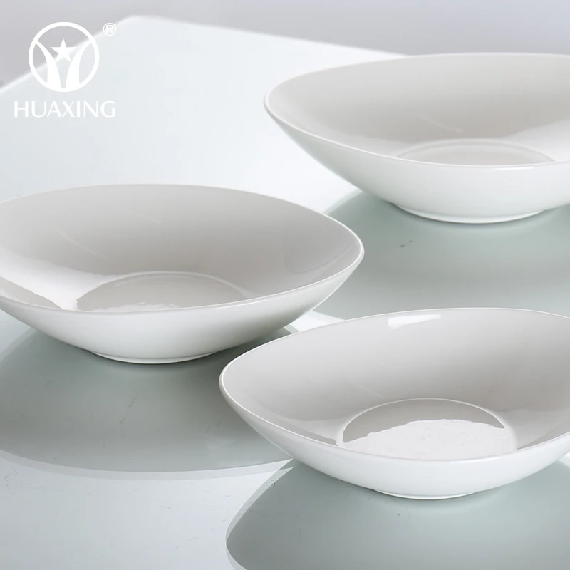 Hot Selling Home Restaurant Used Plain White Big Porcelain Ceramic Large Breakfast Oval Salad Bowl
