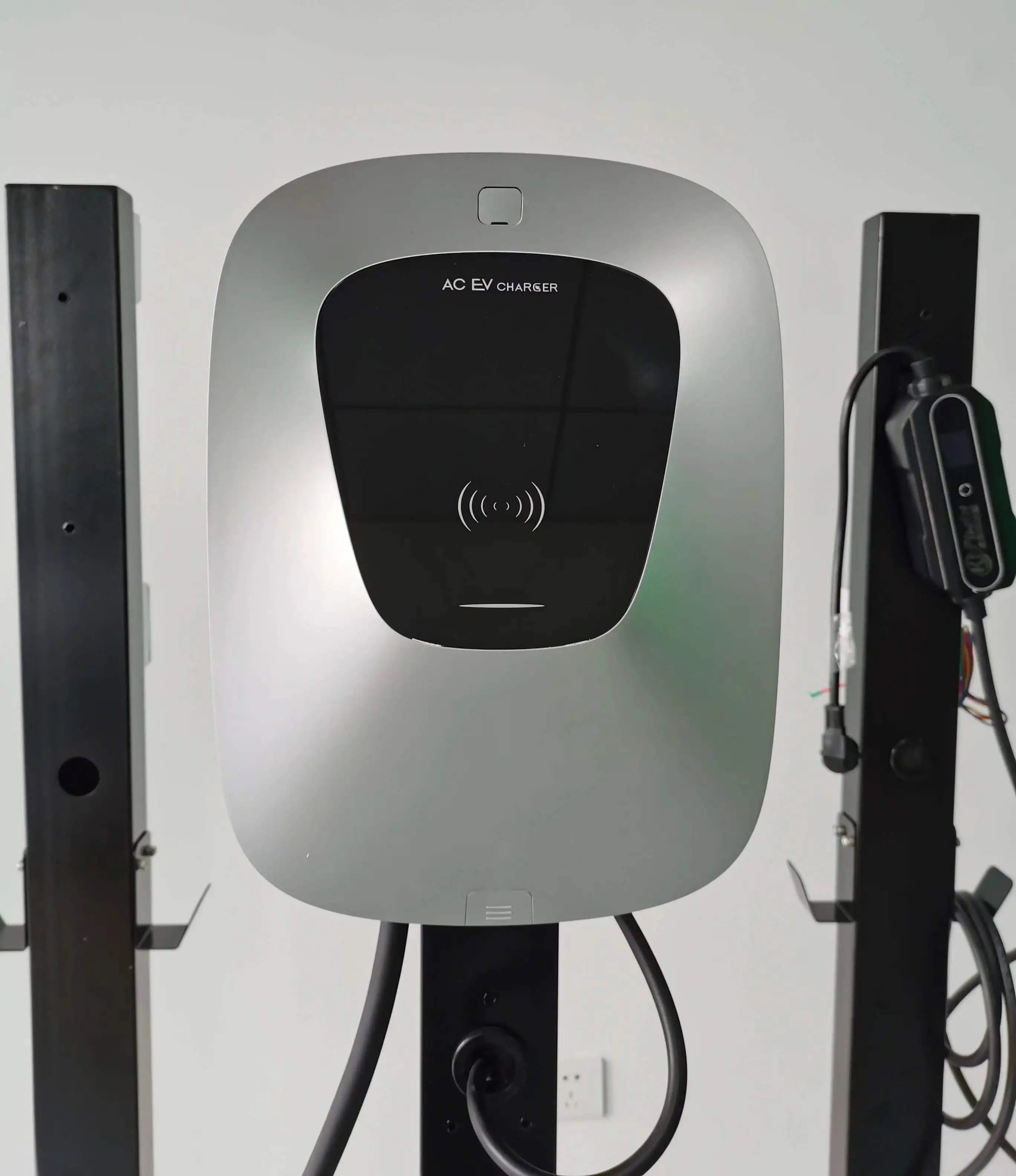 AC USA  UK  SAE J1772/Mennekes Connector  Type1 Type2  Electric EV Car Charger EV Charging wallbox  EV Charging station