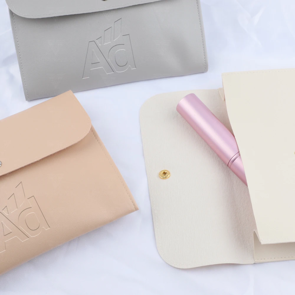 Lionwrapack Custom Logo Printed High Quality Small Envelope Flap Velvet Bag Envelope Flap Velvet Pouch For Lipstick Case