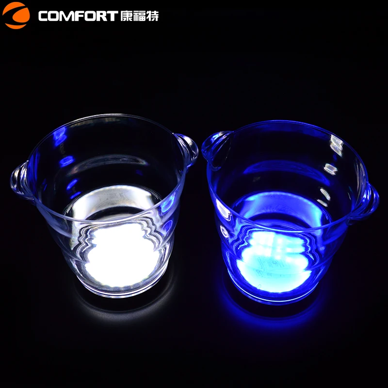Customized champagne Ice Bucket Easy to Clean Flashing 4.5 litre Ice Bucket Portable Wight Application Led Ice Buckets