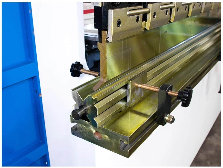 metal Galvanized sheet plate ms sheet banding machine automatic 100 60 ton NC Press brake machine