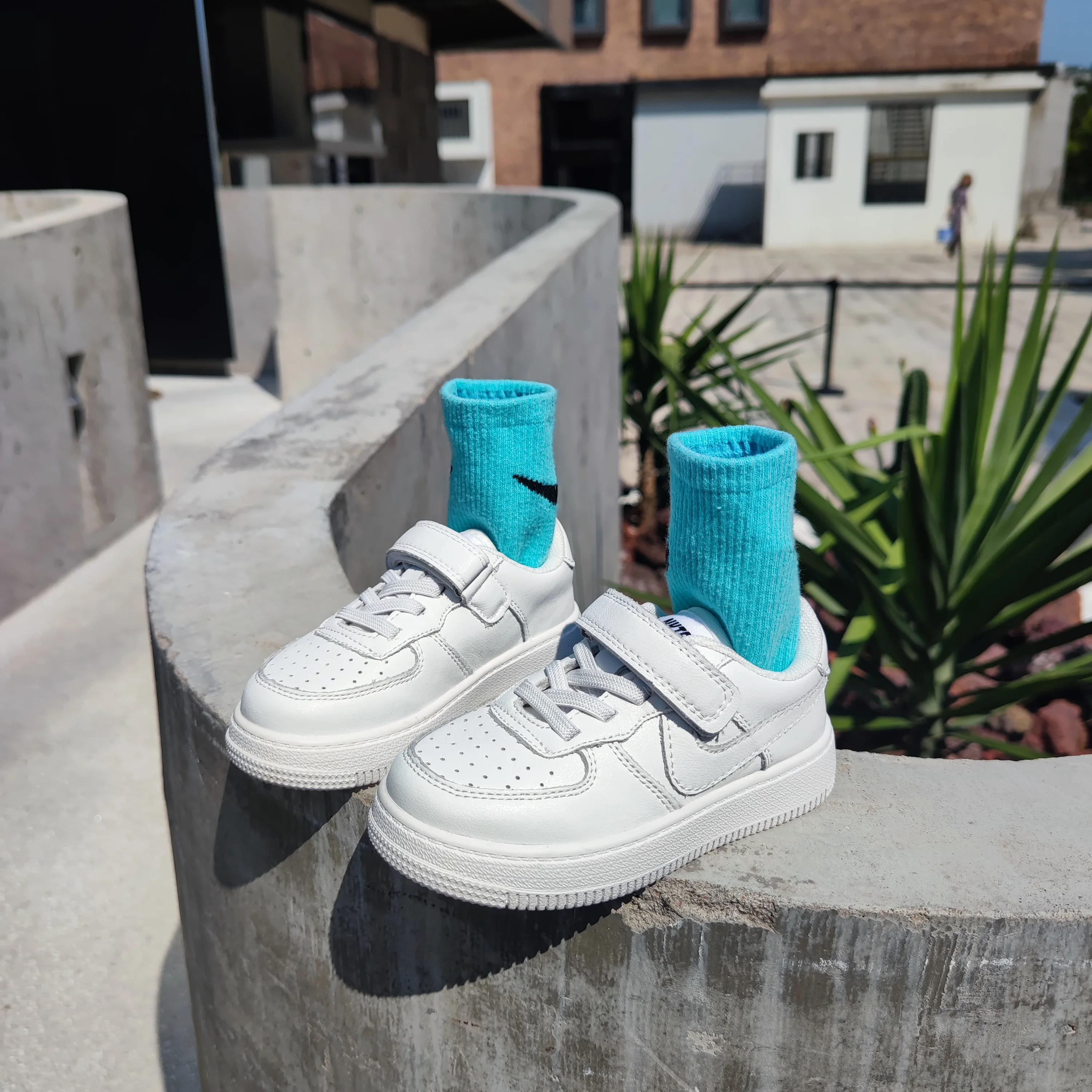 Детская спортивная обувь на заказ Белая школьная повседневная для мальчиков и девочек 2021