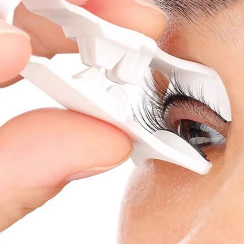 Hongjun Soft Band Invisible Wholesale Quantum 3D Silk Magnetic Eye Lashes Private Label False Eyelashes No Glue No Eyeliner