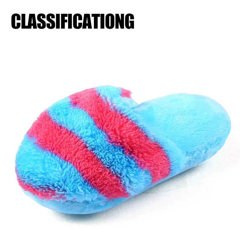 
2021 Pet toy slippers toy with voice different color interactive toys for both dog and cat interststing 