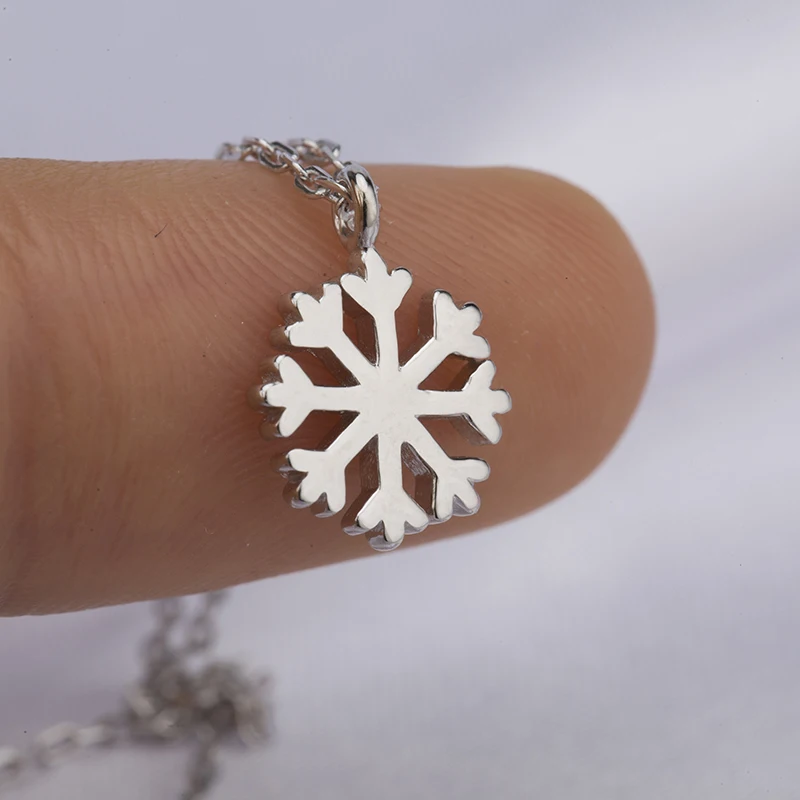 New Designs Christmas Day snowflake chain necklace jewelry
