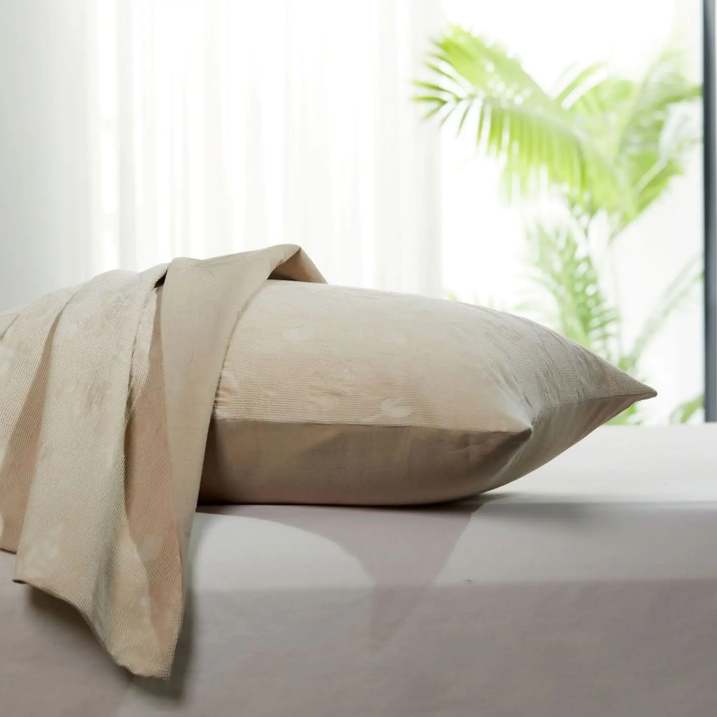 High Quality Wholesale Cost Effective Cheap Polyester Fiber Microfiber Bed Pillow