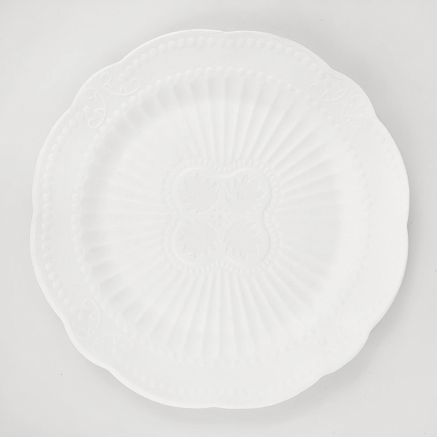 Disposable Sugarcane Pulp Paper Plate 6 inch Small  Dinnerware Set White Thick Sugarcane Plate
