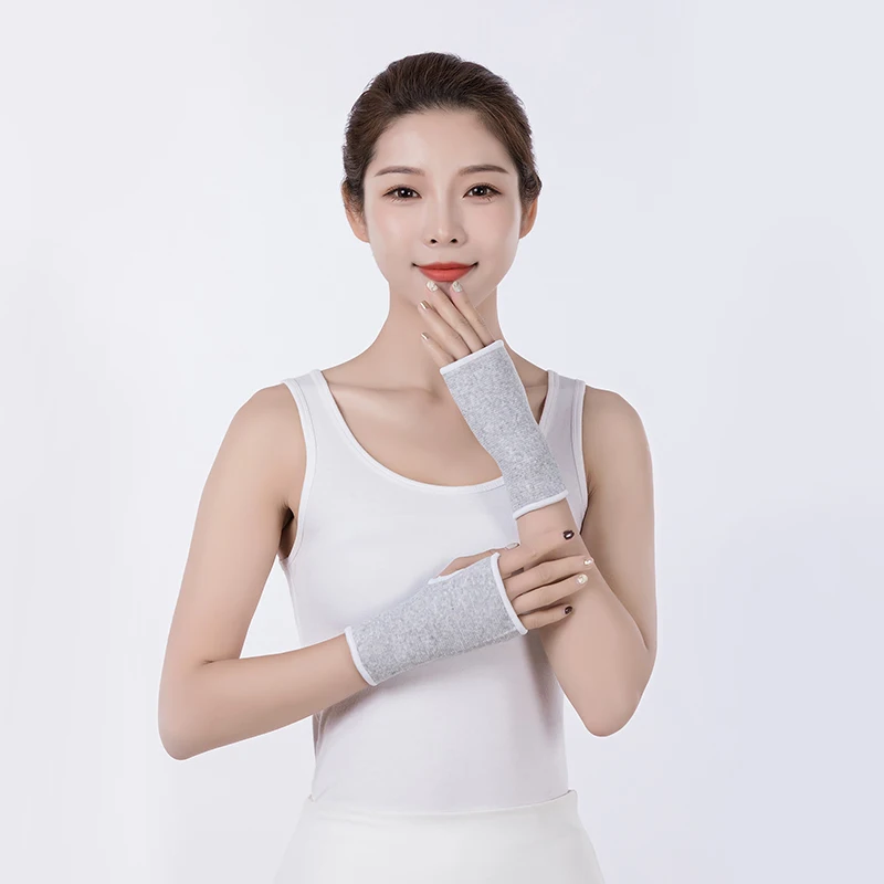 High elasticity compression plam support with an adjustable strap hand palm wrist support