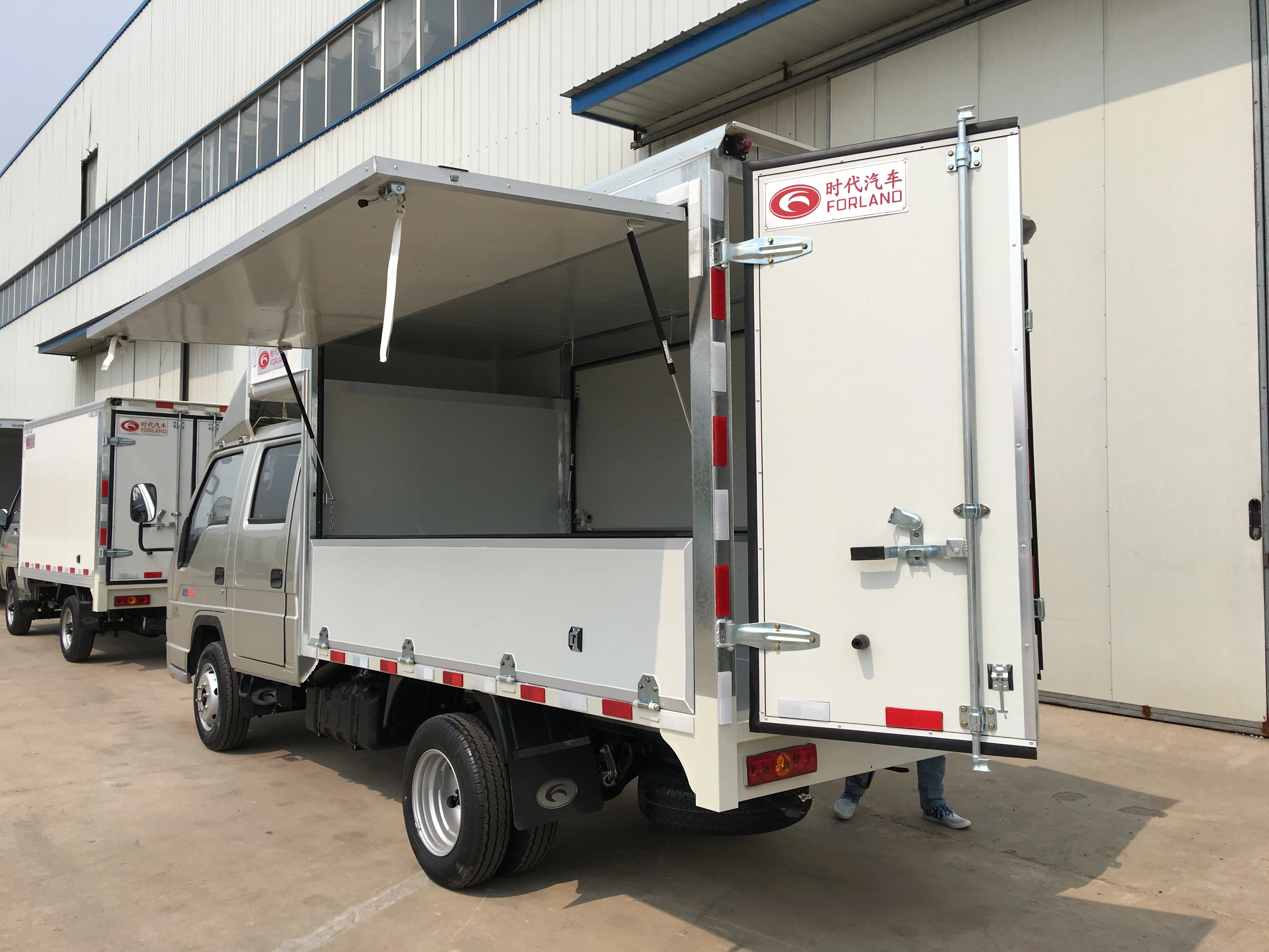 cargo truckAluminum Wing van CKD truck body  Wing Open Box Body 4X2 6 7 8 Tons Van Cargo Truck