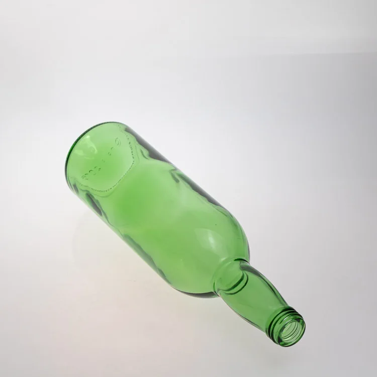 Factory Direct fruit wine bottle 600ml glass wine bottles vodka bottle