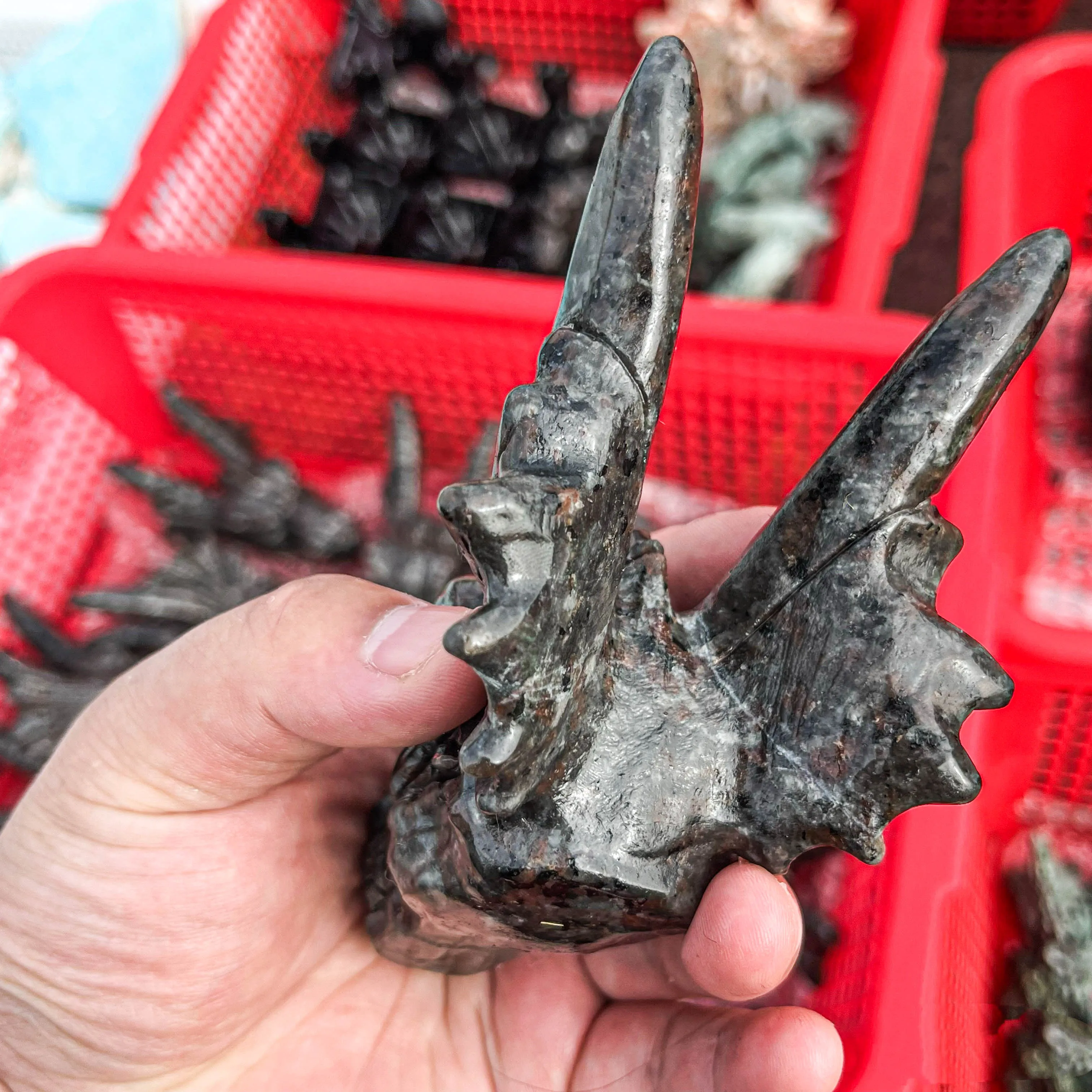 Dragon head Crystal Wholesale yooperlite Dragon head Crystal Hand Carved Crystal Crafts For Fengshui