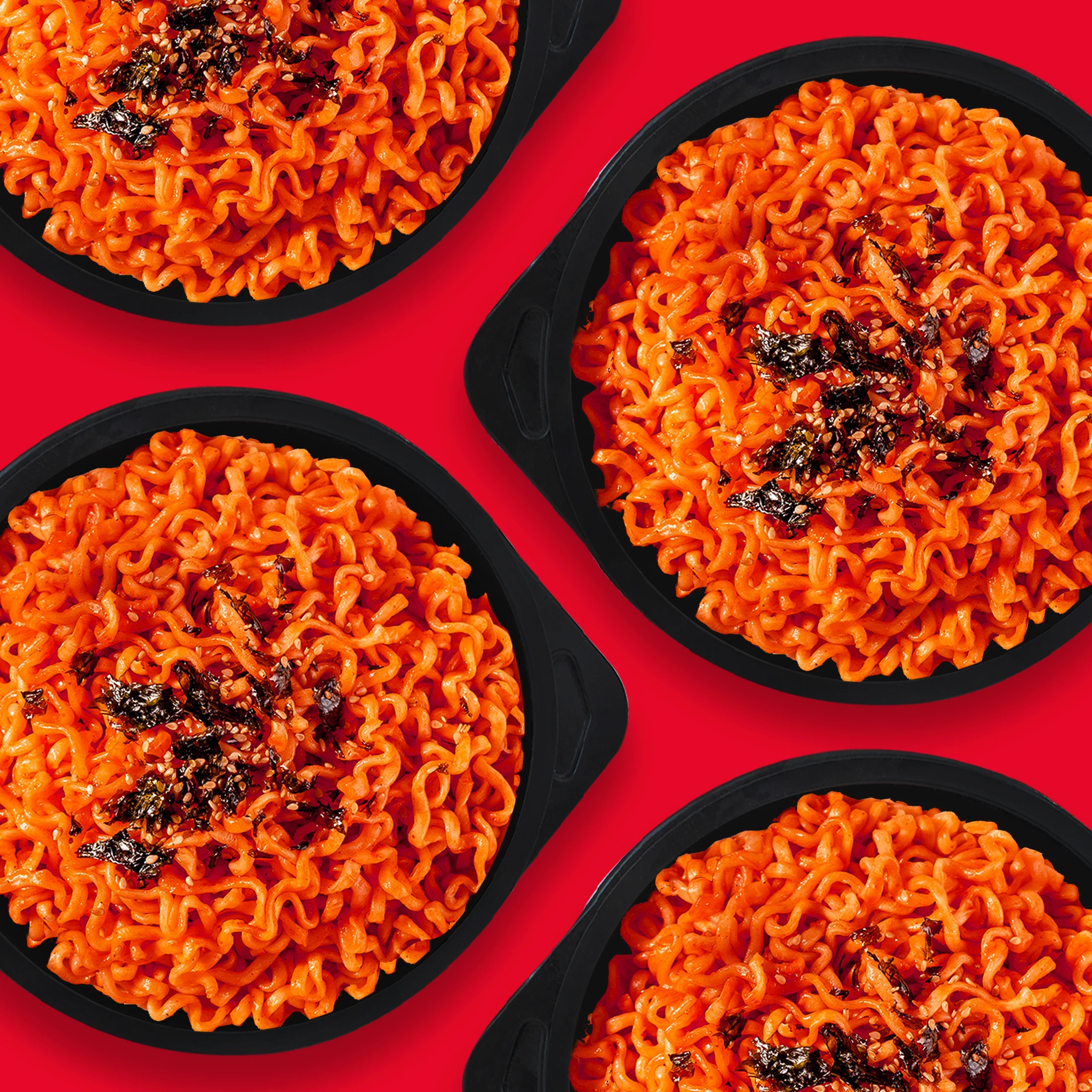 Hot Spicy Roasted Chicken Wholesale Korean Ramyun Instant Noodles Delicious Chicken Flavor Manufacturer Bowls Halal Ramen