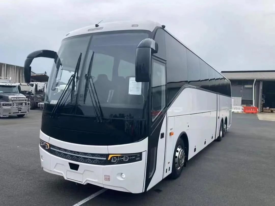 2023 Brand New Inventory on Sale 12.5m Front Engine 68 Seats Luxury 3 Axles RHD Coaches 2 Units Left with an Affordable Price