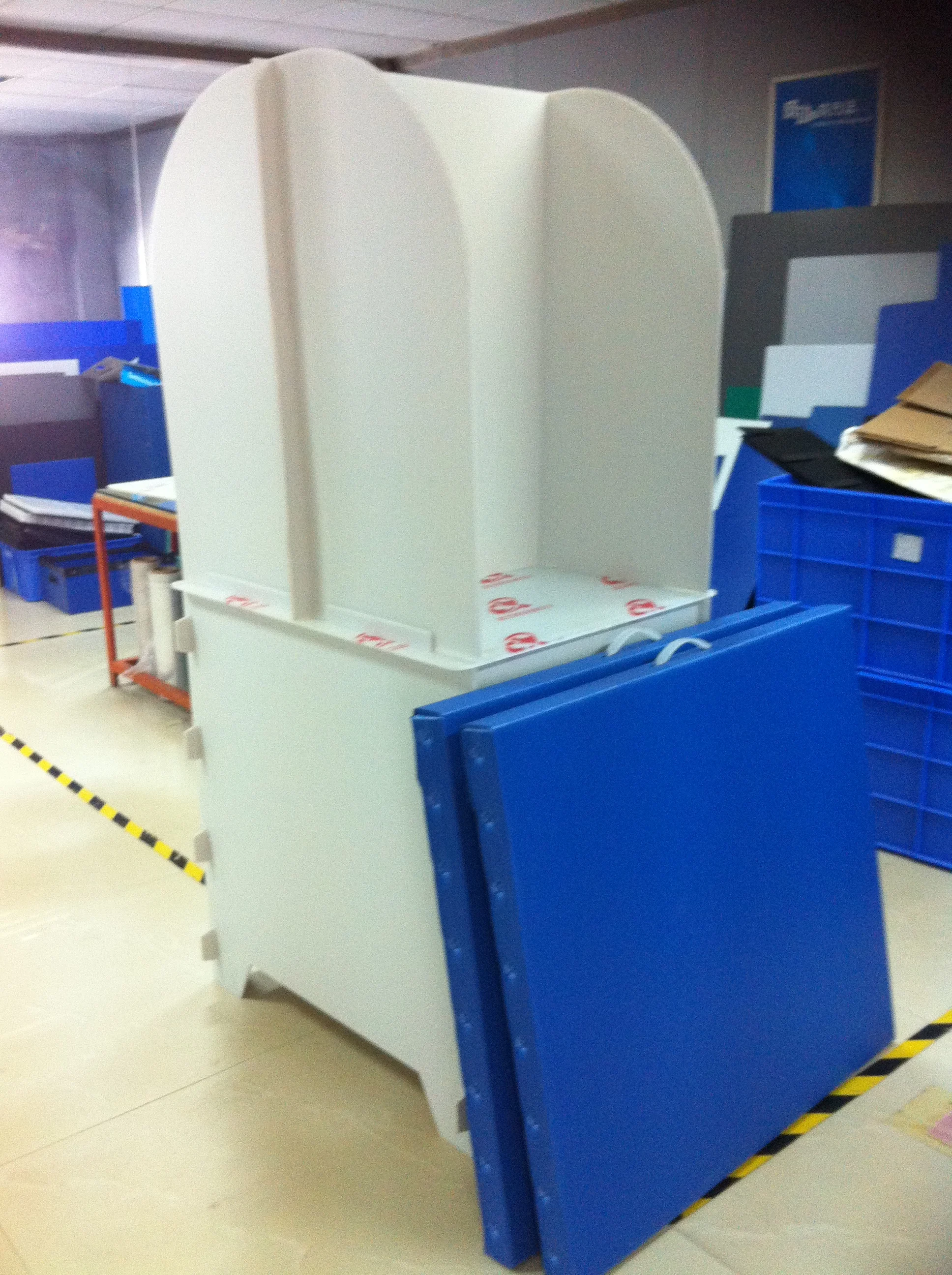 Foldable corrugated cardboard plastic voting booth polling stations ballot boxes for election