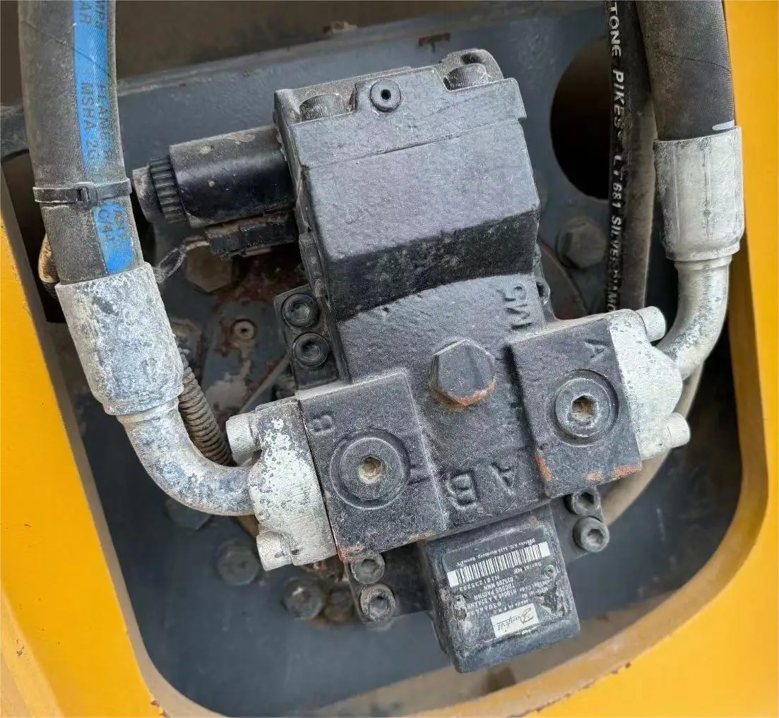 Affordable and durable  road roller   13ton    SANY  STR130C-8   double steel wheel roller   for road rolling