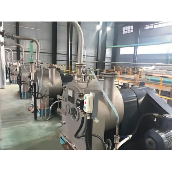Three-Phase Type Decanter Centrifuge high speed Horizontal Centrifuge Machine for solid-liquid-liquid separation
