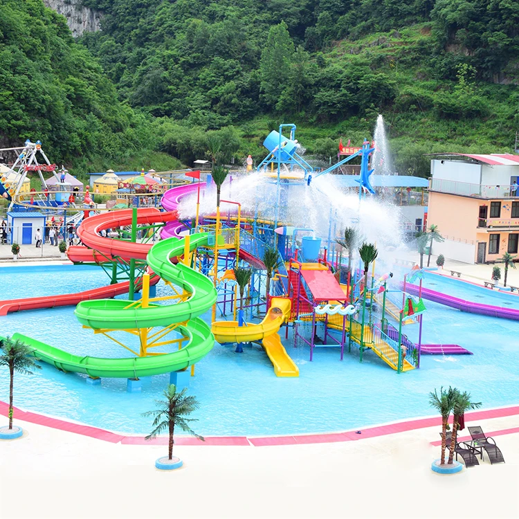 Guangdong Gardening Outdoor Amusement Equipment Great Fun Water Slides For Multiplayers