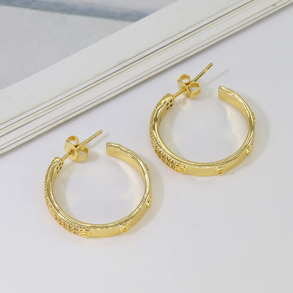 Aretes Brazilian 18K Gold Plated Trendy Luxury Ladies Hoop CC Shape Stud Earrings For Women Jewelry