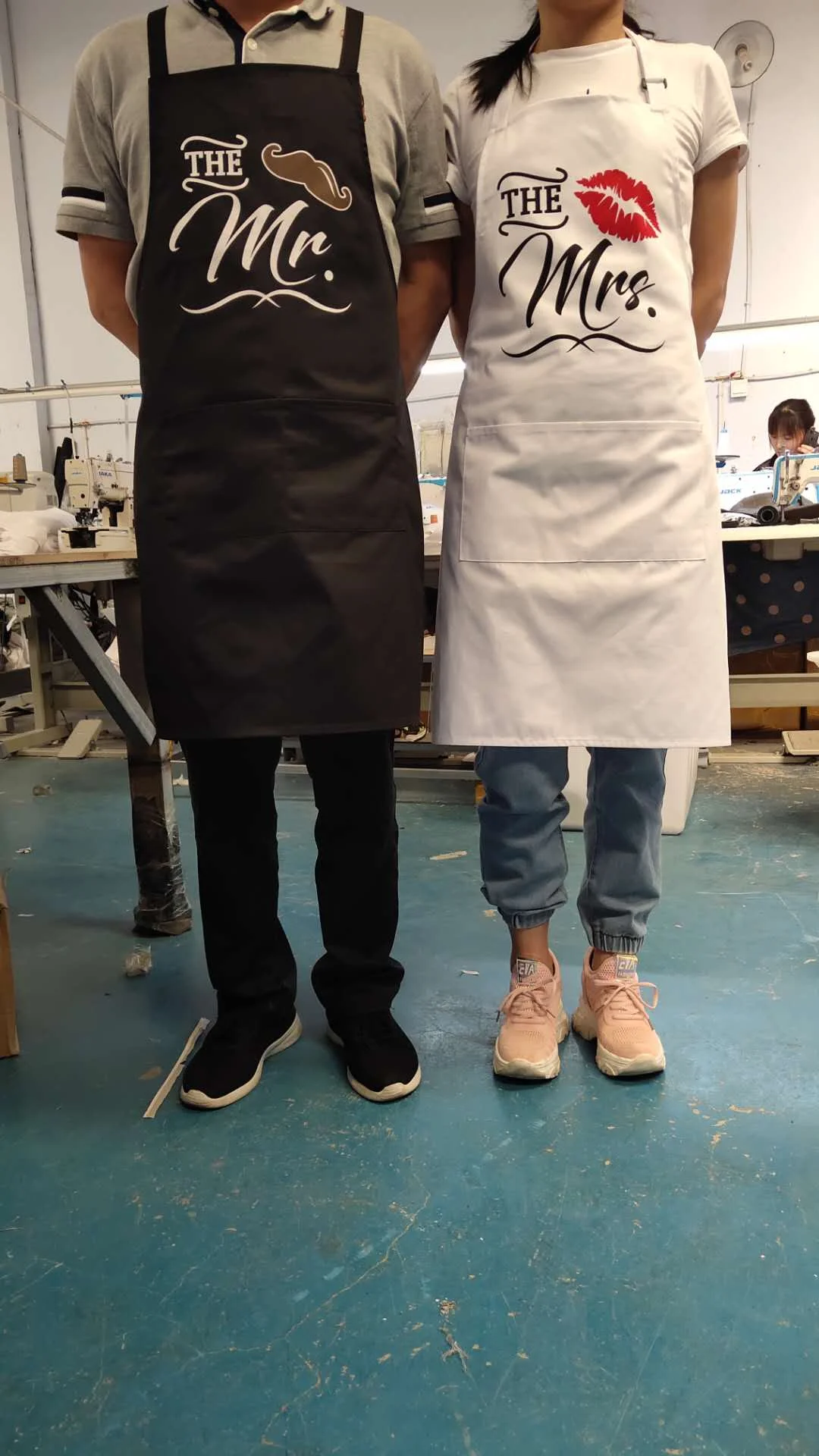 Mr.&Mrs Happy lover Couple Aprons Engagement Wedding Anniversary Gifts Valentine Day Grill Baking Kitchen gift box sets