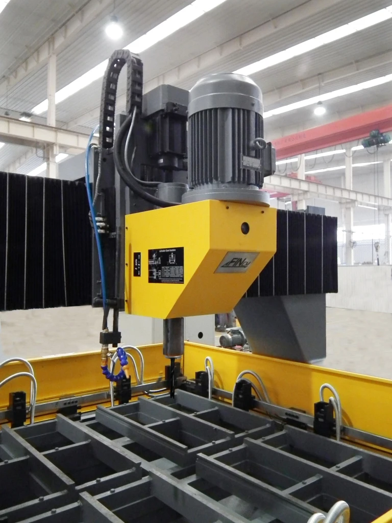 PLD3016N(3000 мм * 1600 мм) стальная конструкция FINCM высокоскоростные гидравлические стальные пластины вертикальный сверлильный станок с