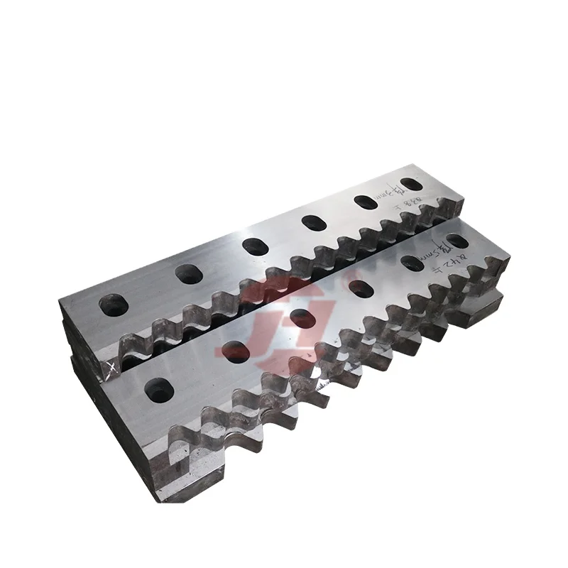 single double shafts shredder pineapple shaped blade for shredding plastic tire waste food car beam blade