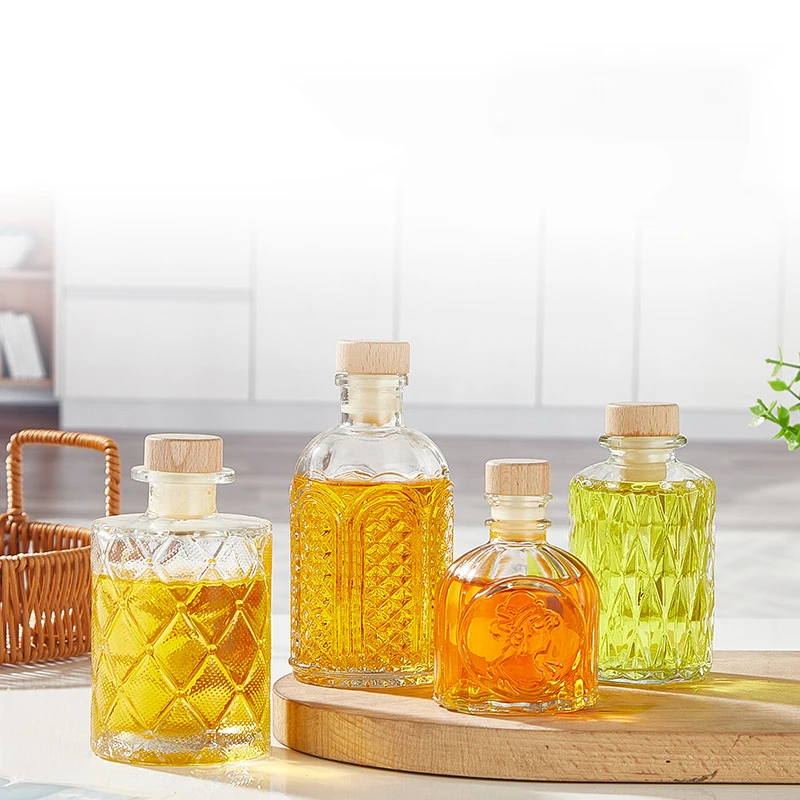 Room Office Decorative Empty Aromatherapy Bottle Simple Transparent Glass Diffuser Bottle Small Liquor Wine Bottle