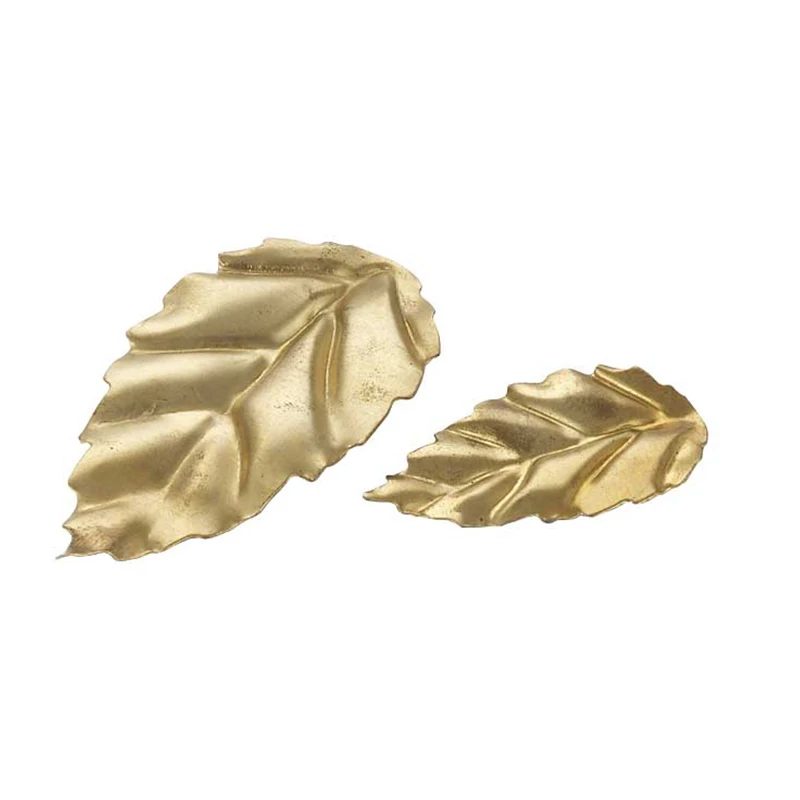 Пользовательские Литые медные маленькие украшения медные литые рельефы