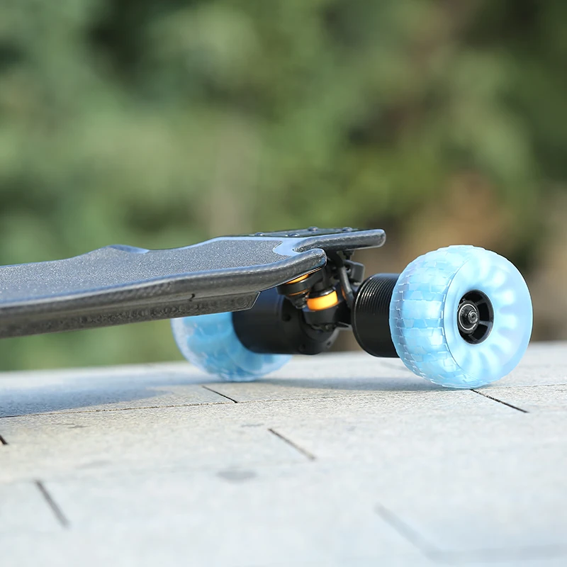 Newest Onewow 12S direct drive high torque electric skateboard with super long range 50kms top speed 55kms/h