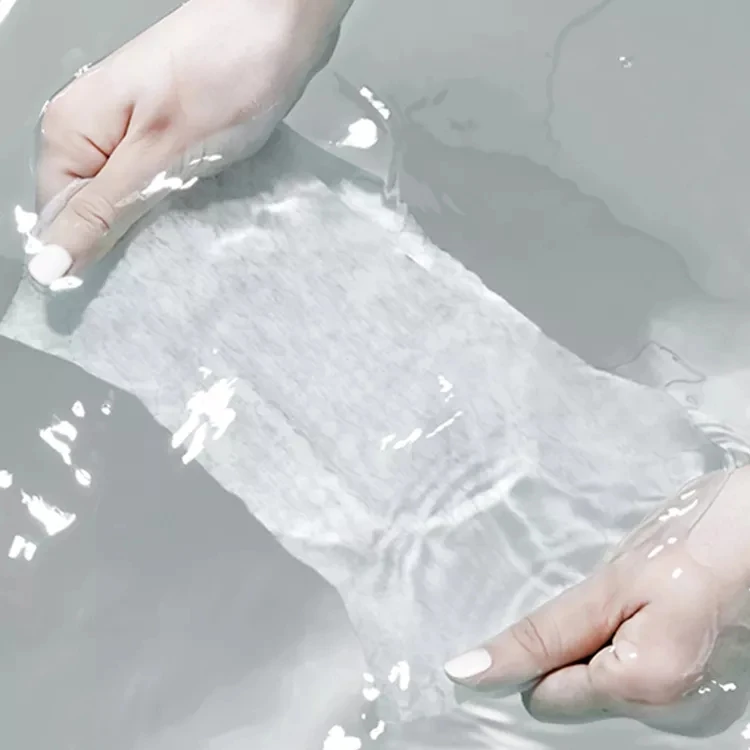 Newborn Biodegradable Unscented Sensitive Organic Pure Water Customized Disposable Baby Cleaning Wet-wipes