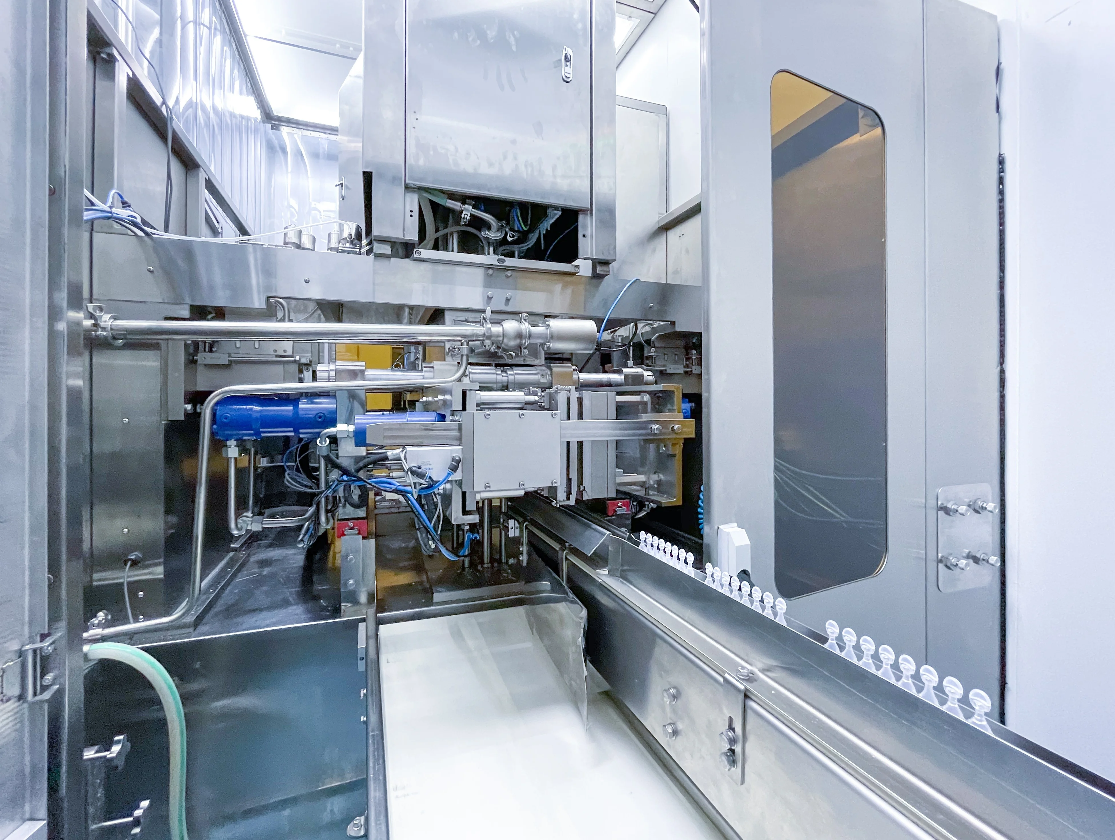 Highfine gmp bfs plastic ampoule automatic filling  machine