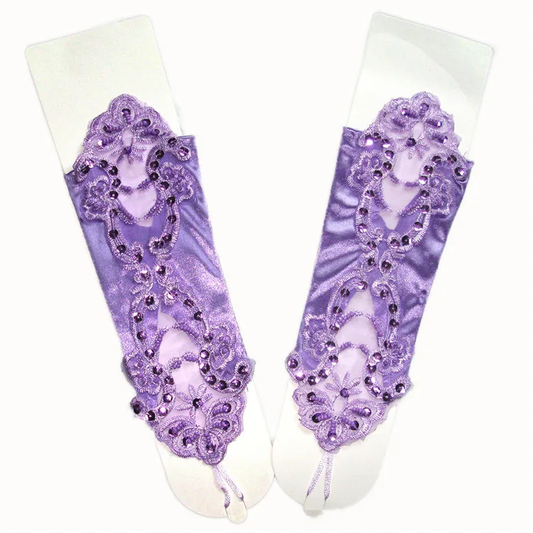 2022 New Cheap Fingerless Gloves Satin Wedding Bridal Gloves Beaded Lace Gloves Wedding Accessories Elbow Length