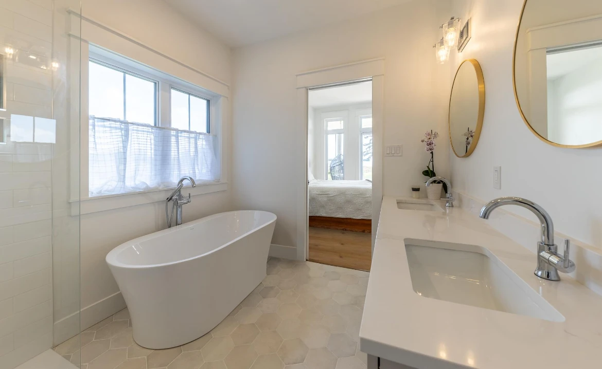 Luxury Well designed Prefabricated 3 Bedroom Container Homes 40ft Luxury House Glass Curtain Wall