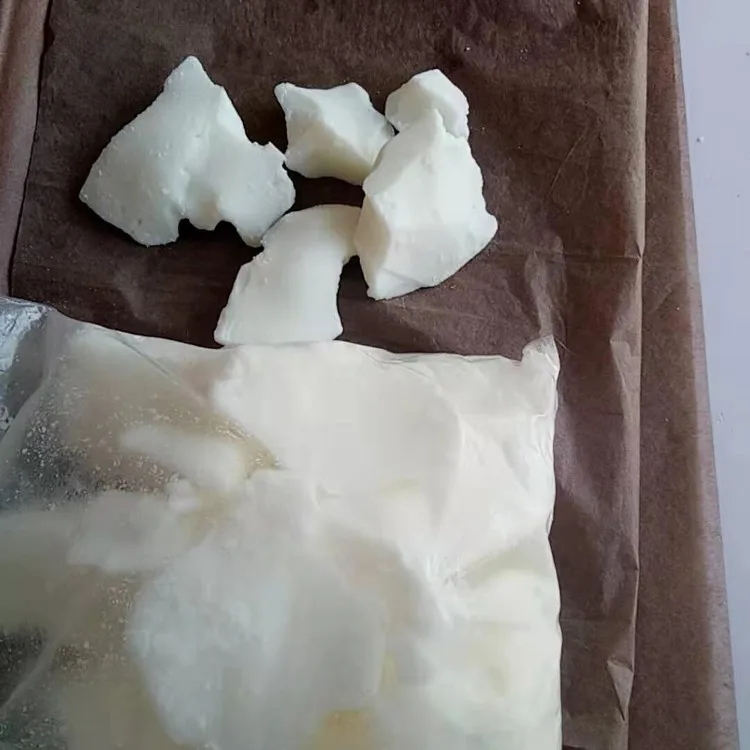 Scented candle making natural coconut wax