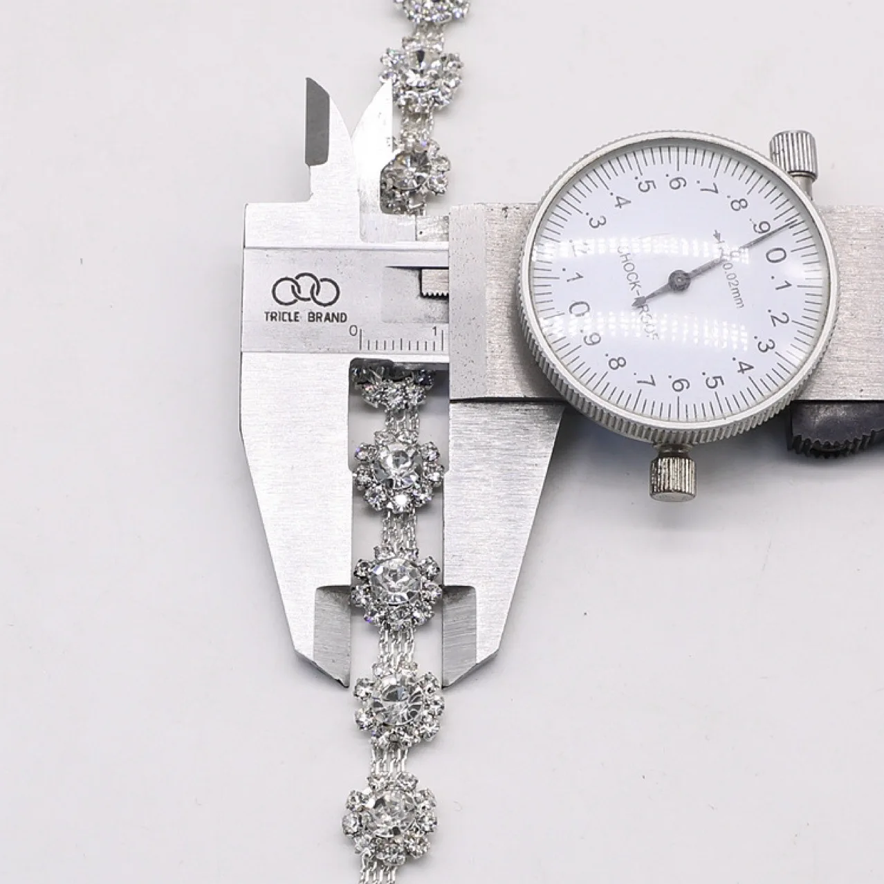 Fashion Glass Crystal Wedding Dress Decorative Rhinestone Jewelry Chain Decorative Ribbon Applique Sew On Clothes Shoes Accessor