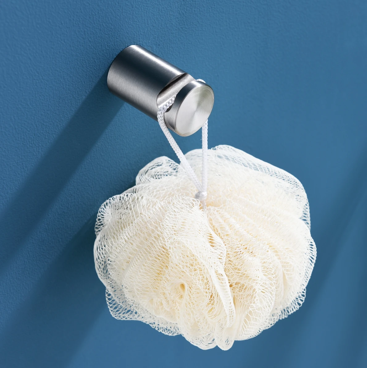 Duxini Bathroom Robe Towel Clothes Wall Mounted Hanger Robe Hook Metal Hooks for Clothes Hanger